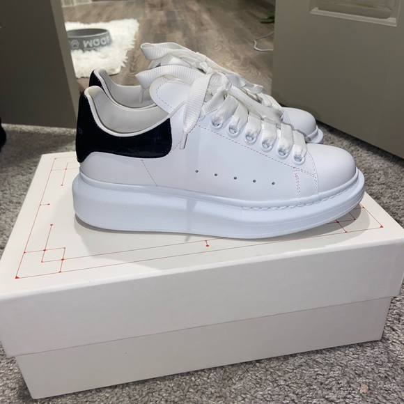 Alexander McQueen “Oversized” Sneakers - Picture 1 of 5